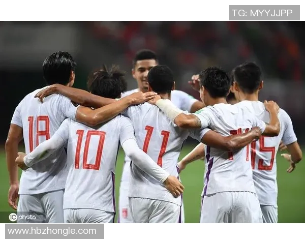 足球巨星畅谈职业生涯与梦想的采访精彩集锦