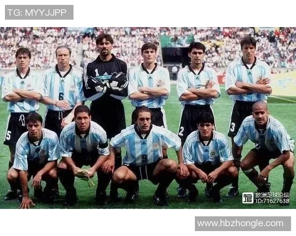 足球明星圣西尼的传奇之路与辉煌成就揭秘