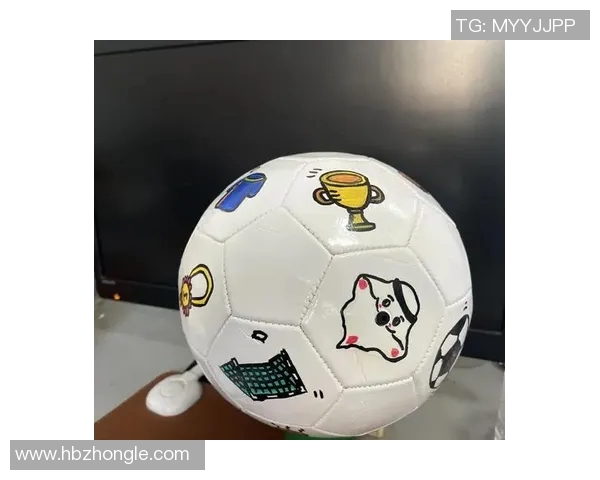 足球明星挂饰的种类与选购指南让你轻松找到心仪的收藏品